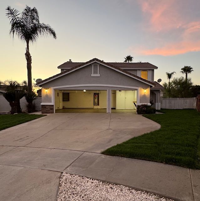 Foto del edificio - 774 Willow Ct