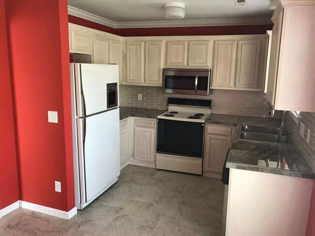 Foto del edificio - 8530 Lockerbie Ln, Charlotte, NC 28215