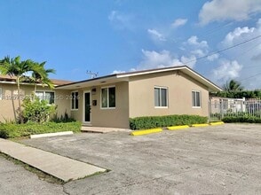 Building Photo - 10300 NW 35th Pl