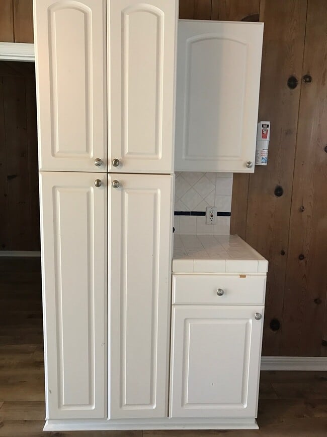 Building Photo - Sweet Seabright 1 bedroom