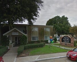 Building Photo - 777 Bateswood Dr