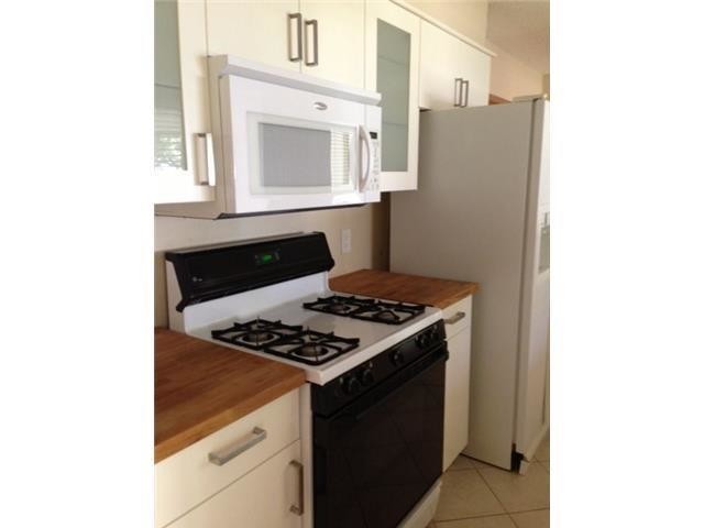 Building Photo - 5103 Dull Knife Dr