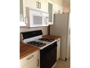 Building Photo - 5103 Dull Knife Dr