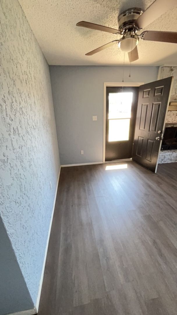 Foto del edificio - 6619 NW Denver Ave