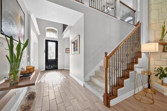 Building Photo - 25214 Evergreen Bend Dr