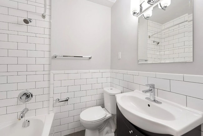 Building Photo - 166 Wilson Avenue