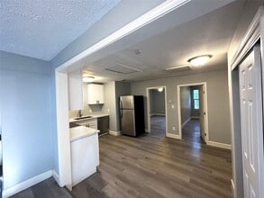 Building Photo - 4318 1st St