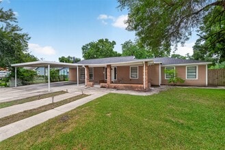 Building Photo - 1504 Lawrence Ave