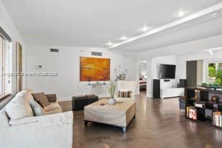 Foto del edificio - 2140 NE 191st Dr