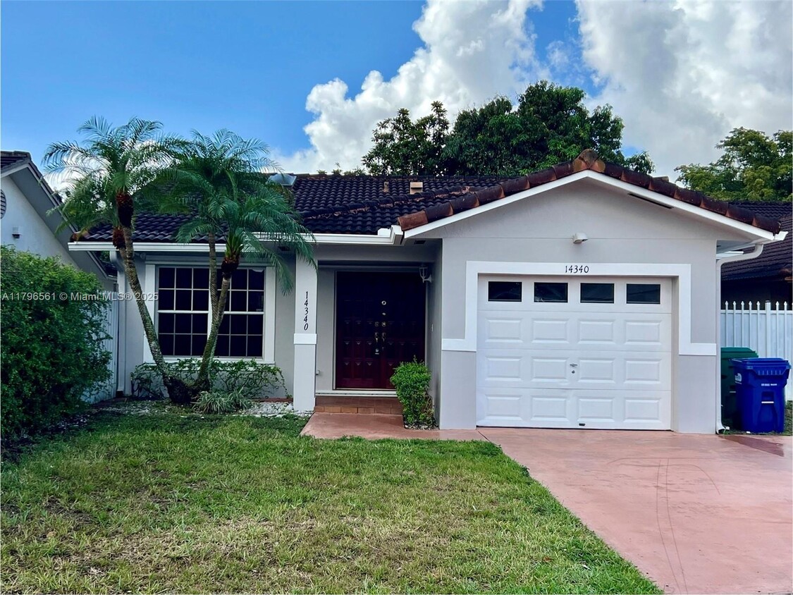 Primary Photo - 14340 SW 102nd St