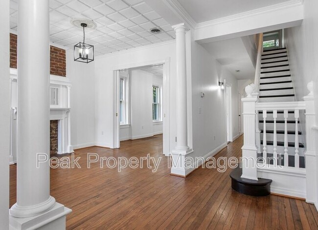 Photo - 811 N 21st St House