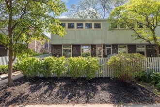 Building Photo - 5217 S University Ave