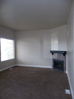 Building Photo - 6189 S Vine Field Ln