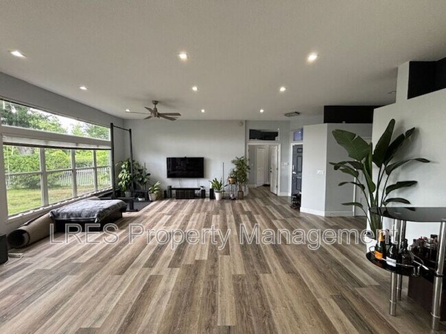Foto del edificio - 124 Wimbledon Cir