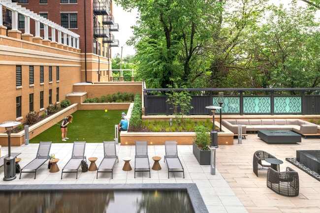 Photo - Monroe Street Market Apartments