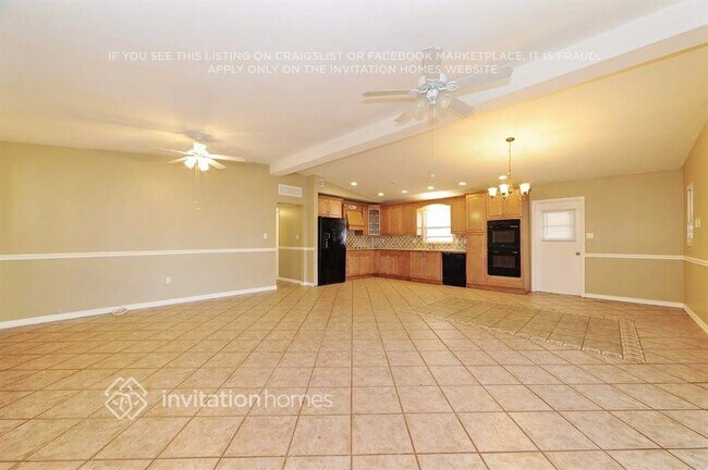 Foto del edificio - 452 Hazelwood Rd