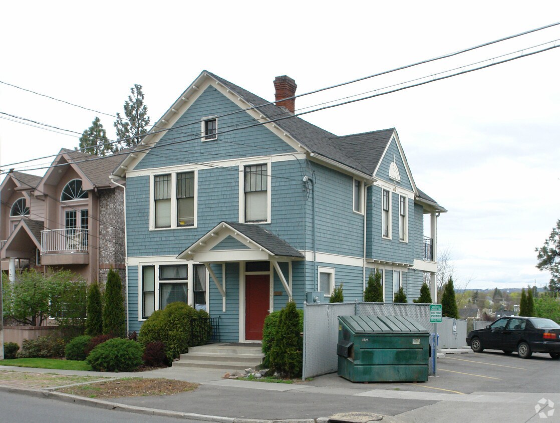 Primary Photo - 2036 W Riverside Ave