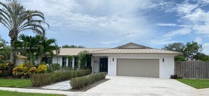Building Photo - 6020 SW 17th St