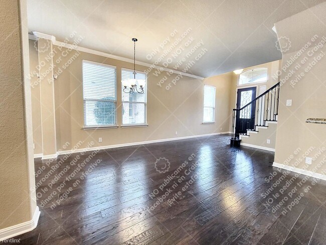 Building Photo - 4 br, 3.5 bath House - 7508 Colina Vista L...