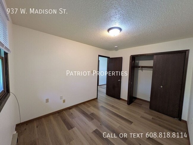 Building Photo - 937 W Madison St