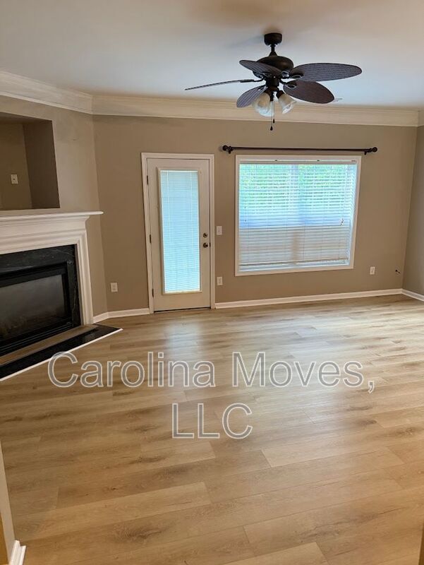 Building Photo - 626 Montreux Dr