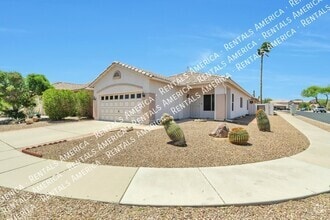 Building Photo - 9325 N Scarlet Canyon Dr
