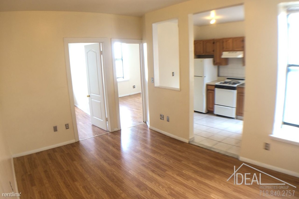 Foto principal - 256 S 4th St