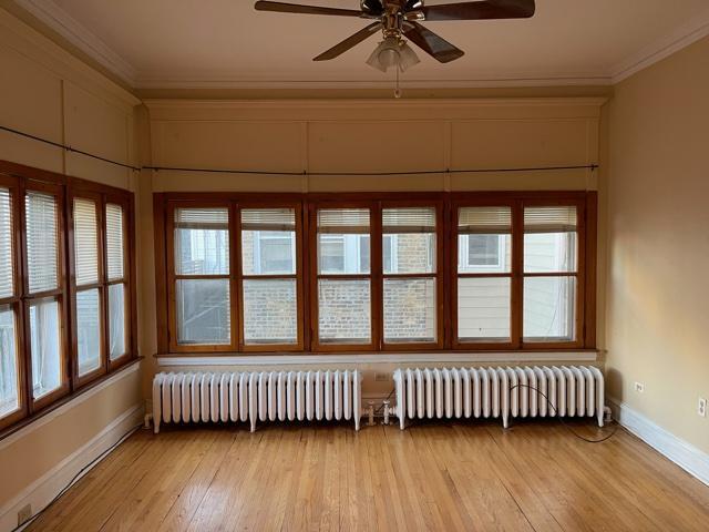 Primary Photo - 2432 W Gunnison St