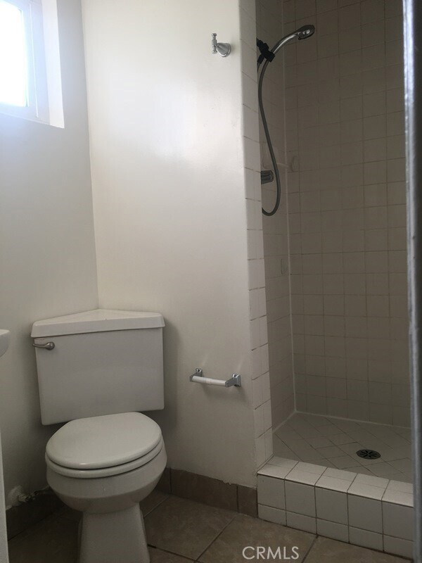 Building Photo - 1306 E Central Ave