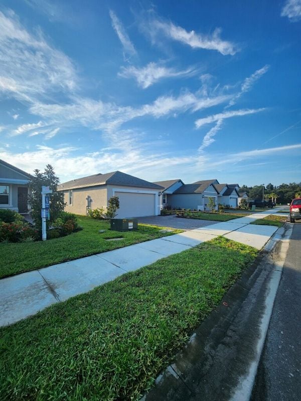 Foto del edificio - 112 Links Ter Blvd