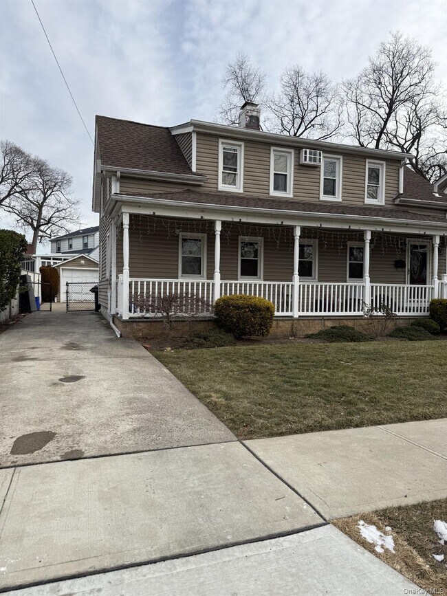 Foto del edificio - 49 Forest Ave