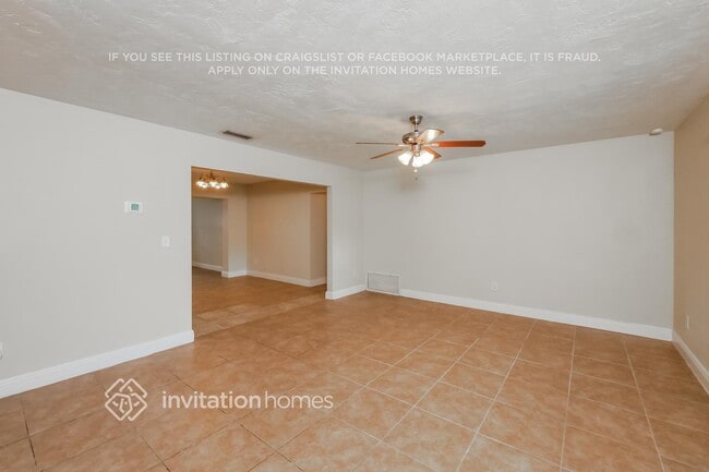 Foto del edificio - 10320 NW 18th Pl