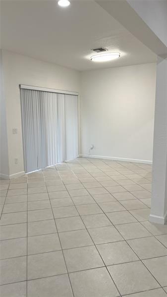 Foto del edificio - 6095 NW 116th Dr