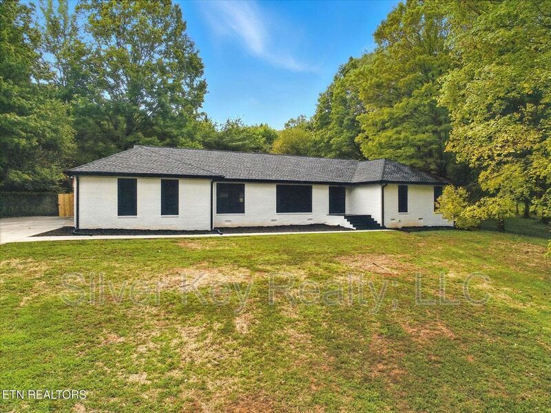 Foto principal - 1113 Srpingfield Drive