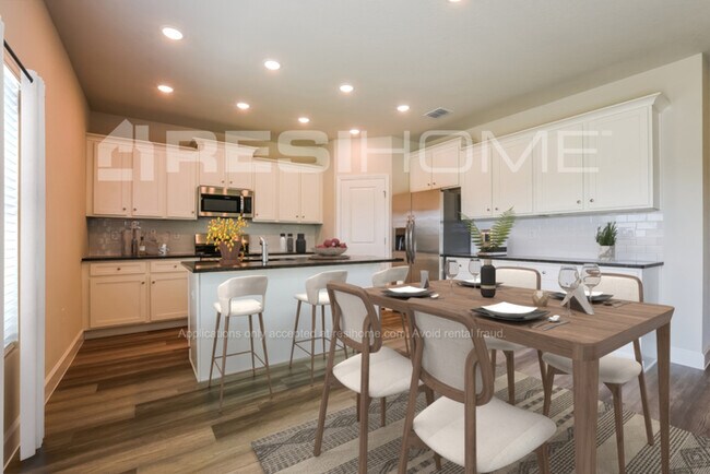 Foto del edificio - 5247 Inglewood Dr