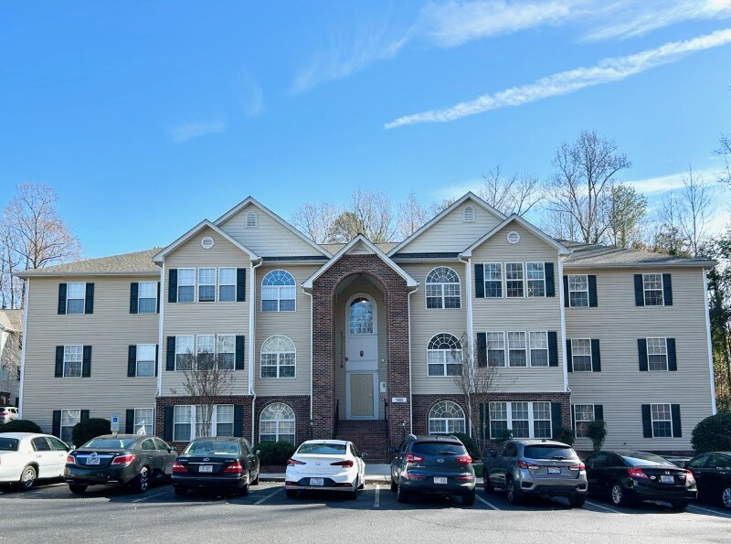 Primary Photo - 1033 Ivy Glen Dr