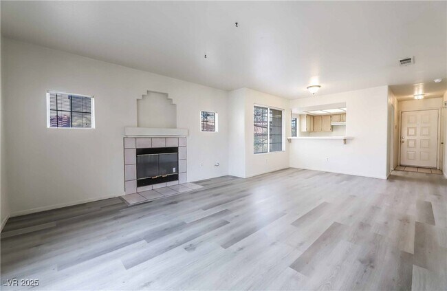 Foto del edificio - 1851 Hillpointe Rd