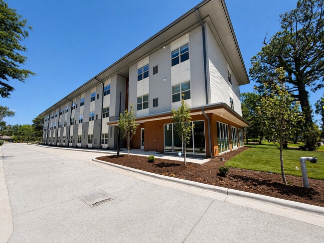 Building Photo - Midtown Flats