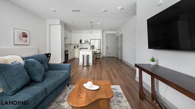 Building Photo - 1310 Hillside Ave