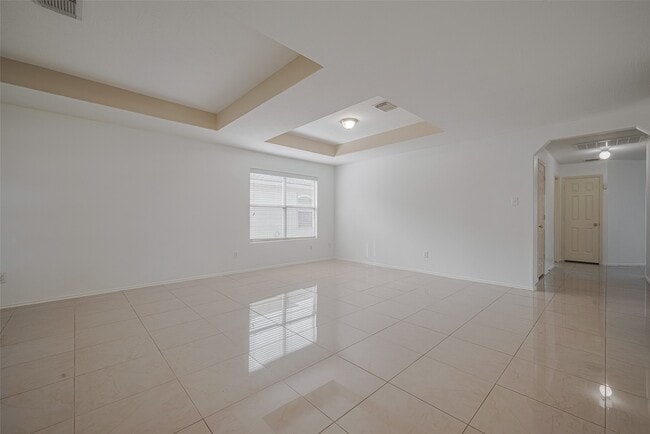 Foto del edificio - 6814 Shallow River Ct