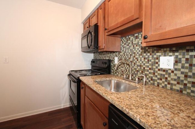 Building Photo - 2 bedroom in Kalamazoo MI 49006