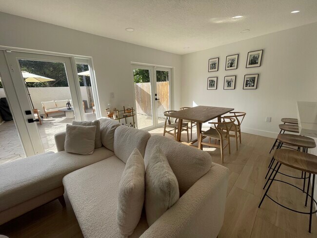 Foto del edificio - 10916 SW 75th Ter