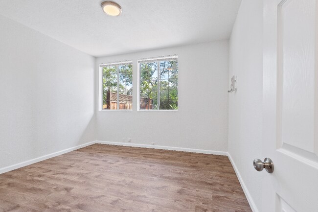 Foto del edificio - 2065 15th Ave
