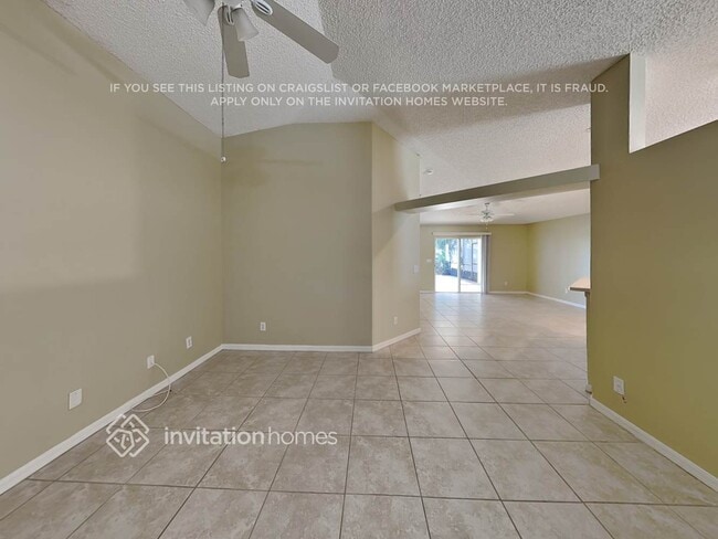 Building Photo - 2414 Bayhill Dr