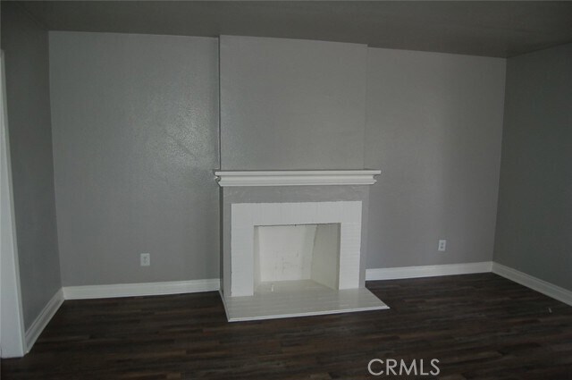 Foto del edificio - 817 W 25th St