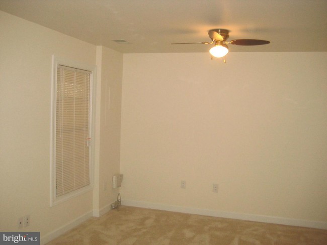 Building Photo - 14742 Flower Hill Dr