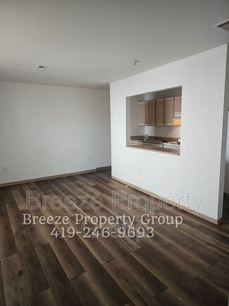 Building Photo - 18 Southard Ave