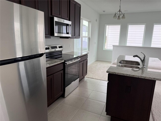 Building Photo - 2951 Sailhouse Dr