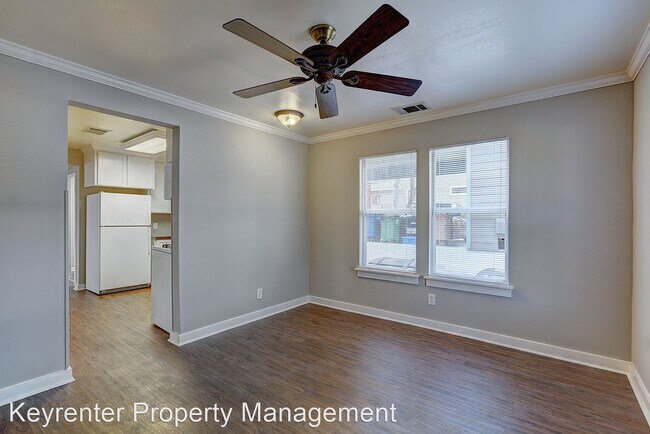 Foto del edificio - 2 br, 1 bath House - 801 W. Elizabeth Stre...