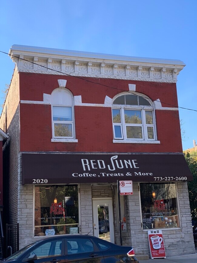 Building Photo - 2211 W McLean Ave